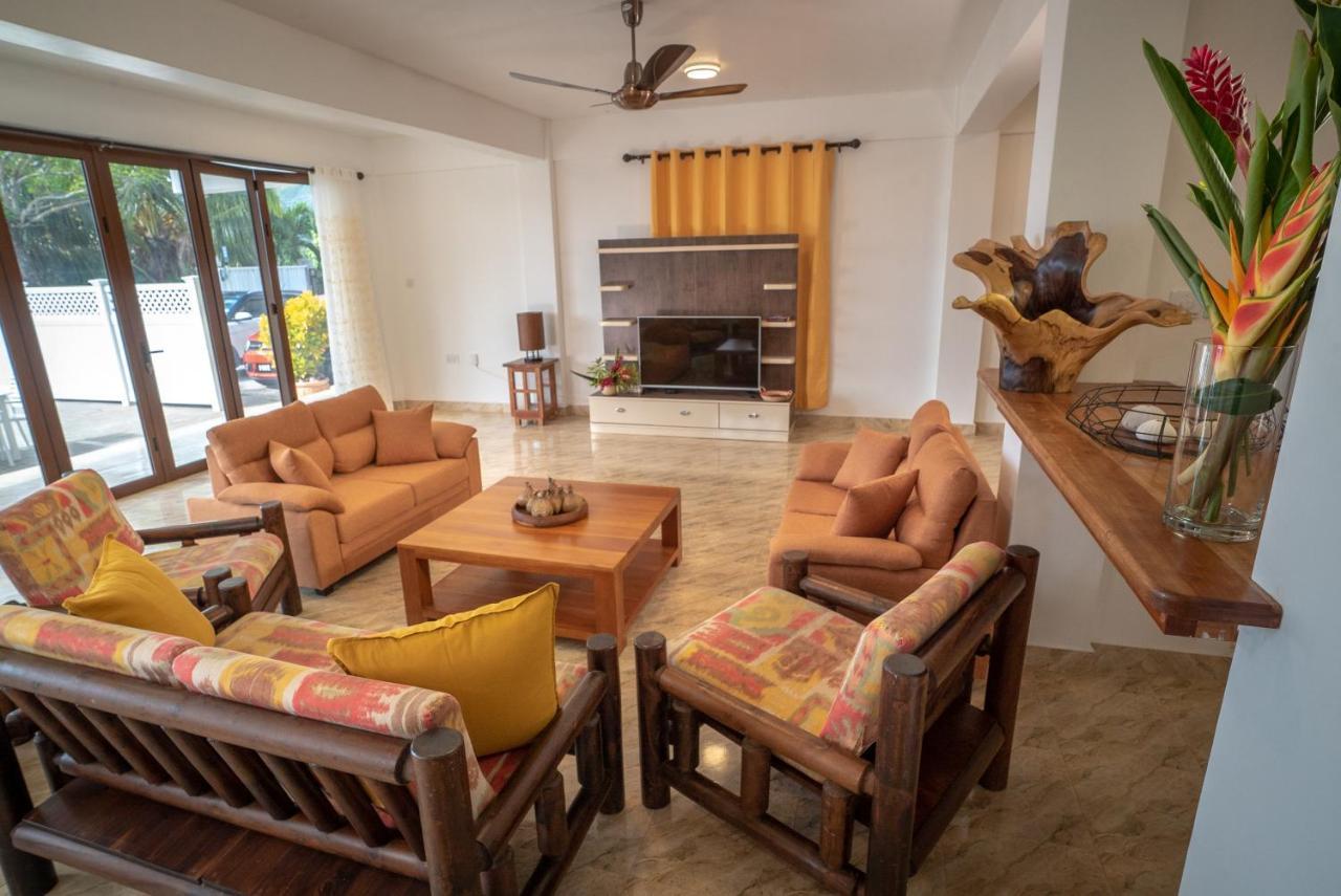 La Belle Residence Self Catering Accommodation Beau Vallon  Exterior foto